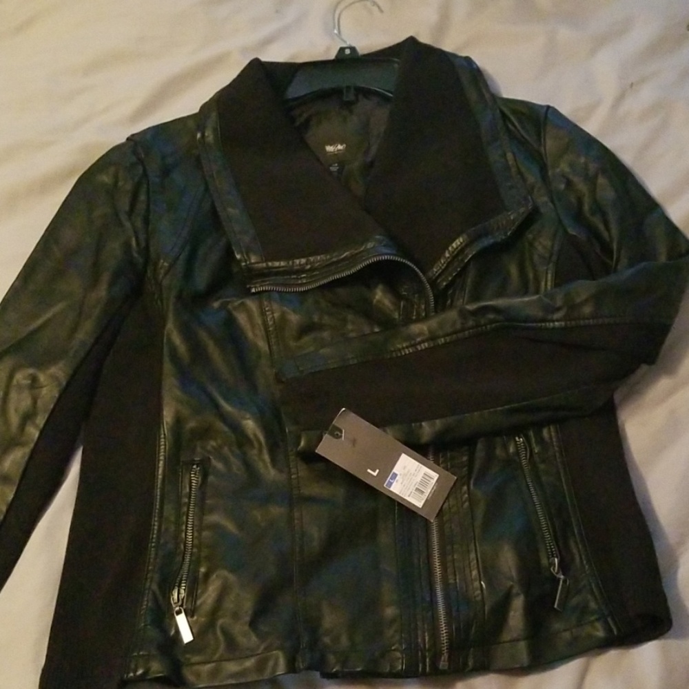 Womans black jacket size large